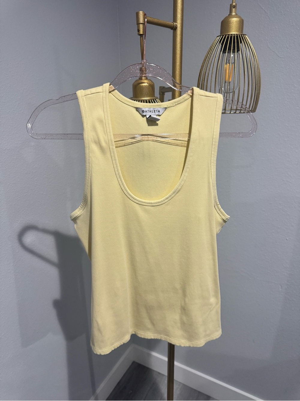 Athleta Women's Light Yellow Scoop Neck Tank Top